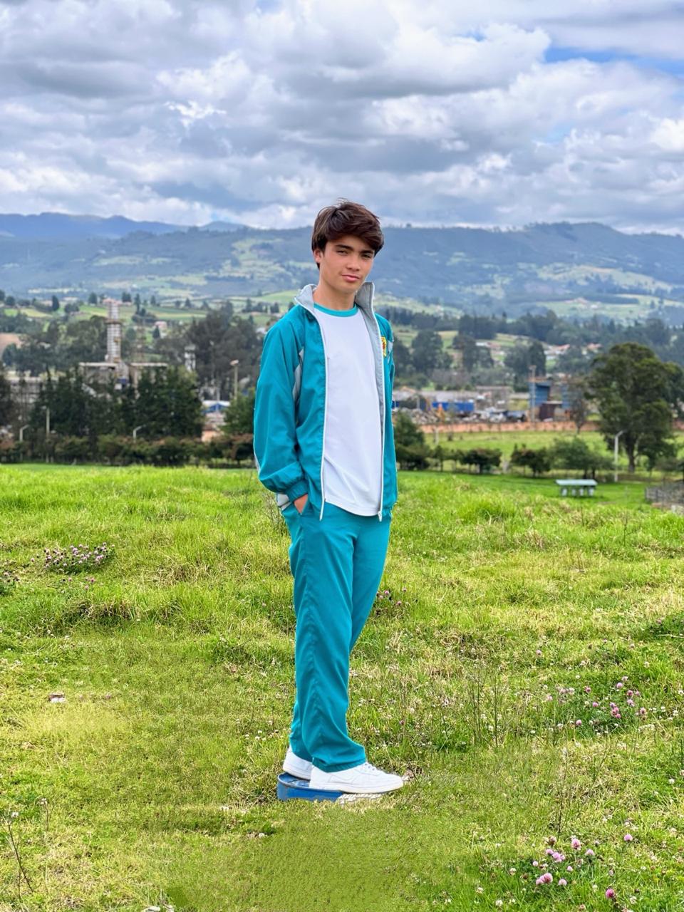 Uniforme de educación física masculino