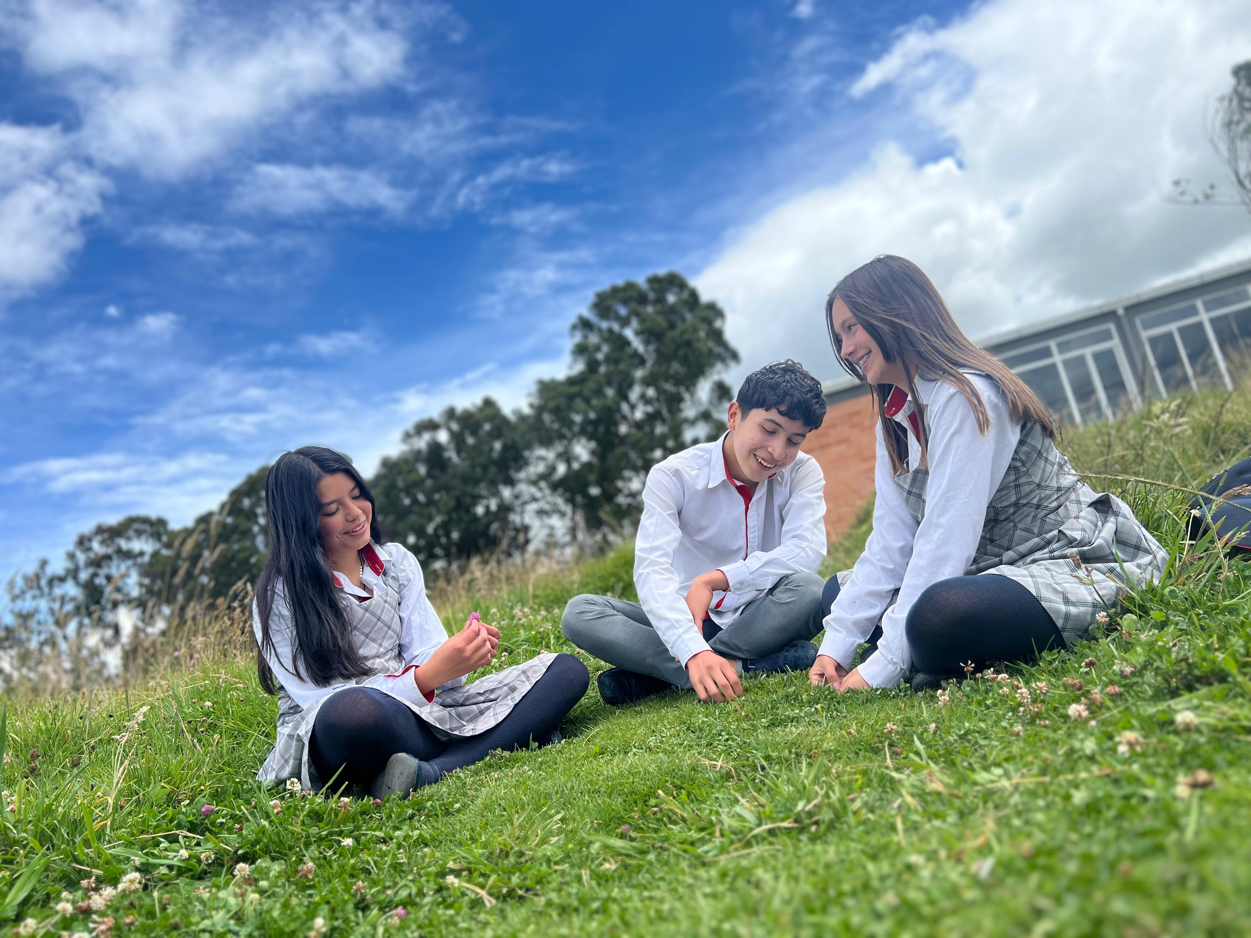 Imagen institucional 9 - IET San Nicolás